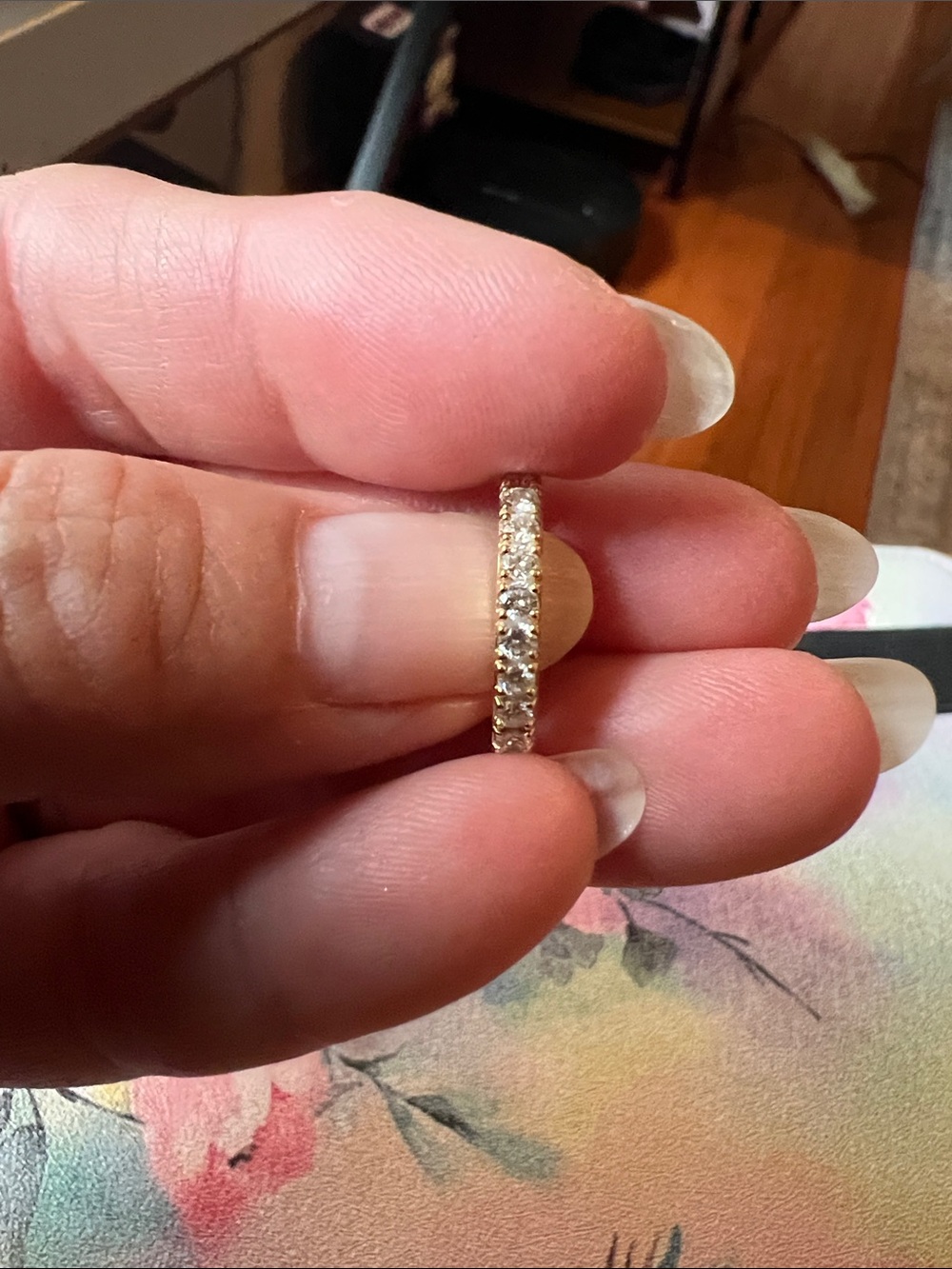 18k yellow gold & Natural Diamond Naval ring.